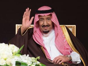 بدأت الشهر الماضي حملة التلقيح ضد فيروس كورونا المستجد باستخدام عقار فايزر/بايونتيك