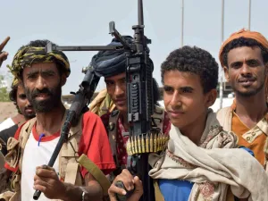  العناصر التابعين للقاعدة "نقلوا المخطوفين إلى محافظة البيضاء المجاورة"