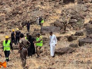 انقاذ شقيقتين من جبال جازان السعودية 