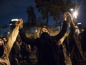 ونفى غروسي، في مؤتمر صحافي، أن تكون الوكالة قد وافقت على أي شروط من أجل هذا التمديد.