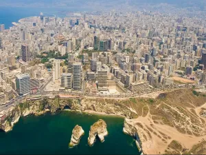 هزة وقعت شرق المتوسط على بعد 70 كيلومتر جنوب غرب مدينة بيروت