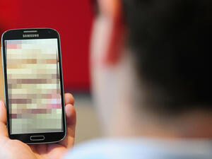 الزوج: "زوجتي انتقمت مني بسبب زواجي من امرأة أخرى