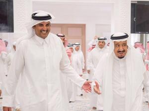 تميم يساند استقرار السعودية