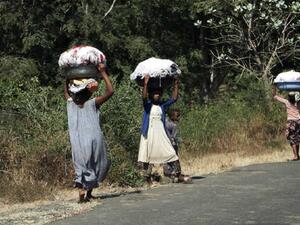 رفع قضايا الحدود الدولية بين البلدين وترحيل النقاش فيها إلى مستويات عليا