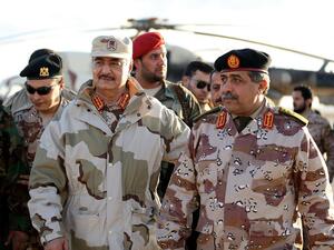 رئيس وزراء إيطاليا يطالب حفتر بسحب قواته