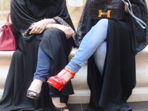 منذ تسلم الأمير محمد منصب ولي العهد في 2017، تحرّرت المملكة من العديد من القيود المتشددة