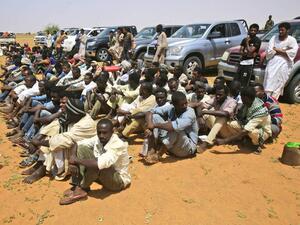 قرر المجلس السيادي إغلاق حدوده المشتركة مع ليبيا وأفريقيا الوسطى، بهدف منع ظاهرة التهريب
