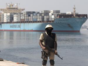 الافراج عن السفينية إيفرغيفن