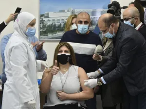 شهدت مدينة طرابلس تحركًا آخر استجابة لدعوات التظاهر