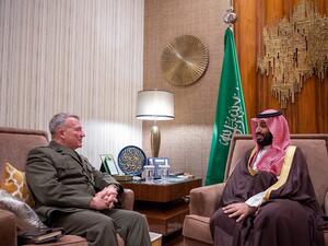  بحث الجنرال مكينزي مع القيادة السعودية تطورات الحرب في اليمن الى جانب الجهود في الحرب على الارهاب