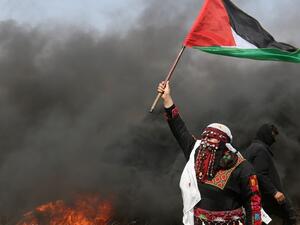  مواصلة مسيراتها السلمية على حدود القطاع مع إسرائيل، تحت شعار "الجولان عربية.. سورية"