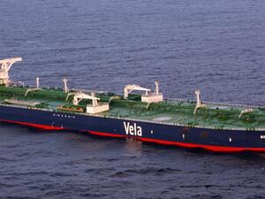 انفجارات في ناقلات الخام في بحر عمان