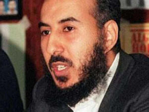  ياسر سري المعروف باسم "أبو عمار"