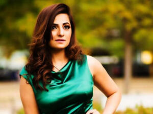 ملكة جمال باكستان السابقة "زينب نافيد"