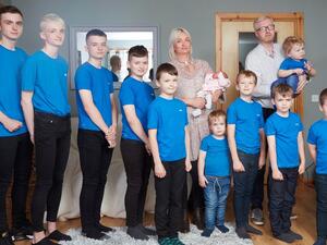 عائلة ديفيد وأليكسيس بريت عائلة ديفيد وأليكسيس بريت