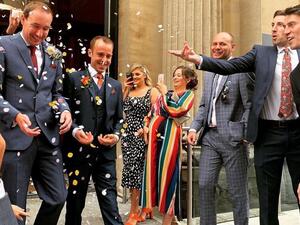 "كالوم هودج" و"آشلي جينكنس" "كالوم هودج" و"آشلي جينكنس"