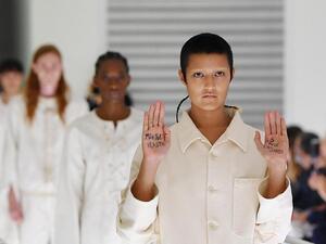 آيشا تان جونز 