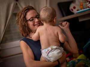 تحول أطفال لـ"مستئذبين" تحول أطفال لـ"مستئذبين"