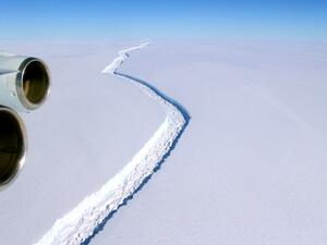 انفصال جبل جليدي بحجم لندن عن قارة أنتاركتيكا