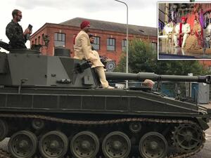 العريس "جاز جونغير"  العريس "جاز جونغير"