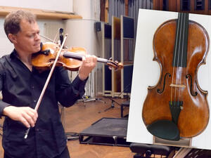 عازف الكمان الكلاسيكي "ستيفن موريس"