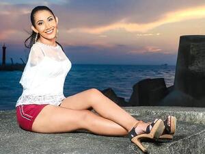 الحسناء المكسيكية "آنا مولينا"