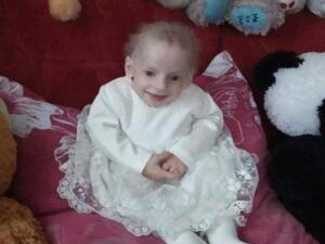 آنا ساكيدون