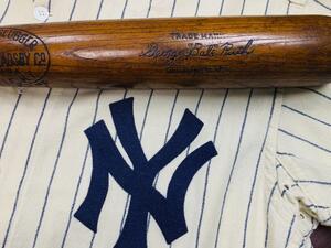 مضرب بيب روث