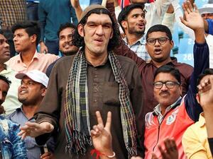 الأفغاني شير خان