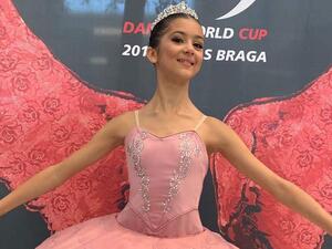 راقصة الباليه "فالنتينا سانا"