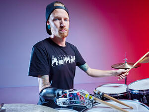 جيسون بارنز