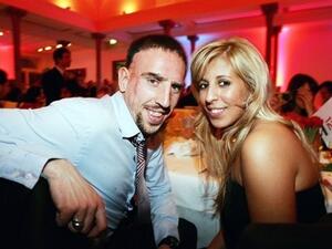 فرانك ريبيري زوجته وهيبة