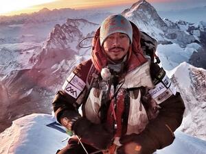 المُتسلق النيبالي "نيرمال بورجا"