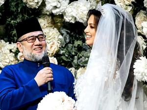 من حفل زواج الملك محمد الخامس من ملكة جمال موسكو  من حفل زواج الملك محمد الخامس من ملكة جمال موسكو