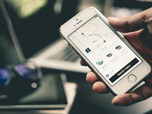 تطبيق "أوبر"