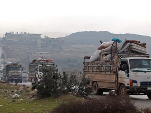 مدينة معرة النعمان ومحيطها خالية تقريبا من المدنيين حيث تفر العائلات شمالا إلى برّ الأمان