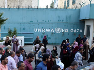 مليون لاجئ غزي مهددون بنقص الغذاء الشهر المقبل