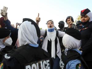 معلمون يتظاهرون في الأردن: لن نسكت مهما صار