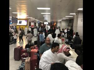 الخطوط الجويه السعوديه تعوض متضررين من تأخر رحلاتها