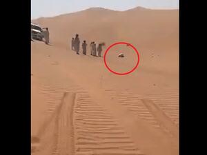 العثور على سعودي متوفى ساجدا بعد فقدانه في الصحراء (فيديو)