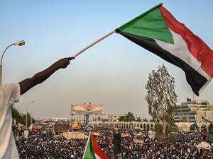 "المهنيين السودانيين" يحدد سقفا للتفاوض مع المجلس العسكري