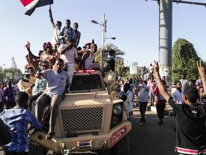 الإضراب العام يدخل يومه الثاني في السودان