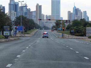 حريق ضخم يلتهم أكثر من 3 آلاف سيارة جديدة بالكويت (فيديو)