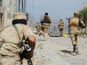 الحوثيون يتقدّمون إثر معارك عنيفة في محيط صنعاء