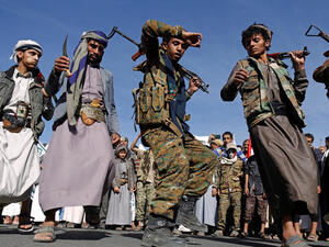 الحوثيون يكشفون النقاب عن 4 منظومات دفاع جوي جديدة