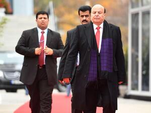 هادي يبحث مع السفير الأمريكي تطورات الأوضاع في اليمن