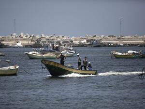الاحتلال يسمح مجدداً بالصيد في بحر غزة