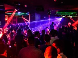 "ديسكو في جدة" و"بار حلال" يتصدران أحاديث النشطاء