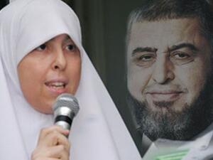 خيرت الشاطر وابنته عائشة