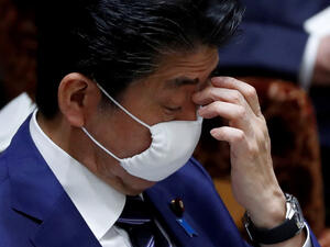  رئيس الوزراء الياباني شينزو آبي